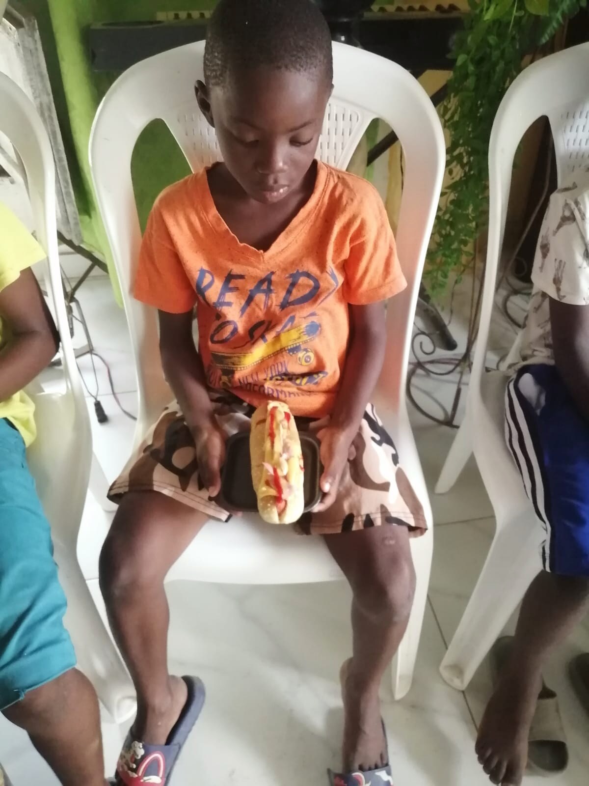 Niño durante una jornada comunitaria